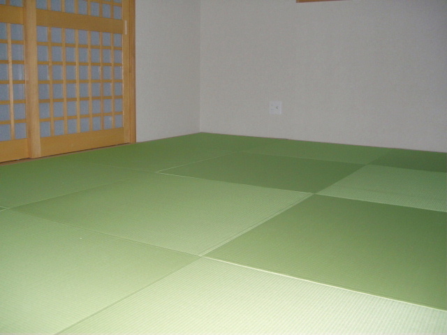 お洒落な和室 琉球畳・へりなし畳 カラー琉球畳・へりなし畳施工例